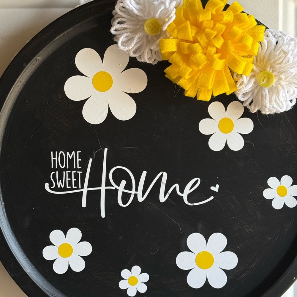 Black Decorative Wall Decor with Yellow and White Flowers